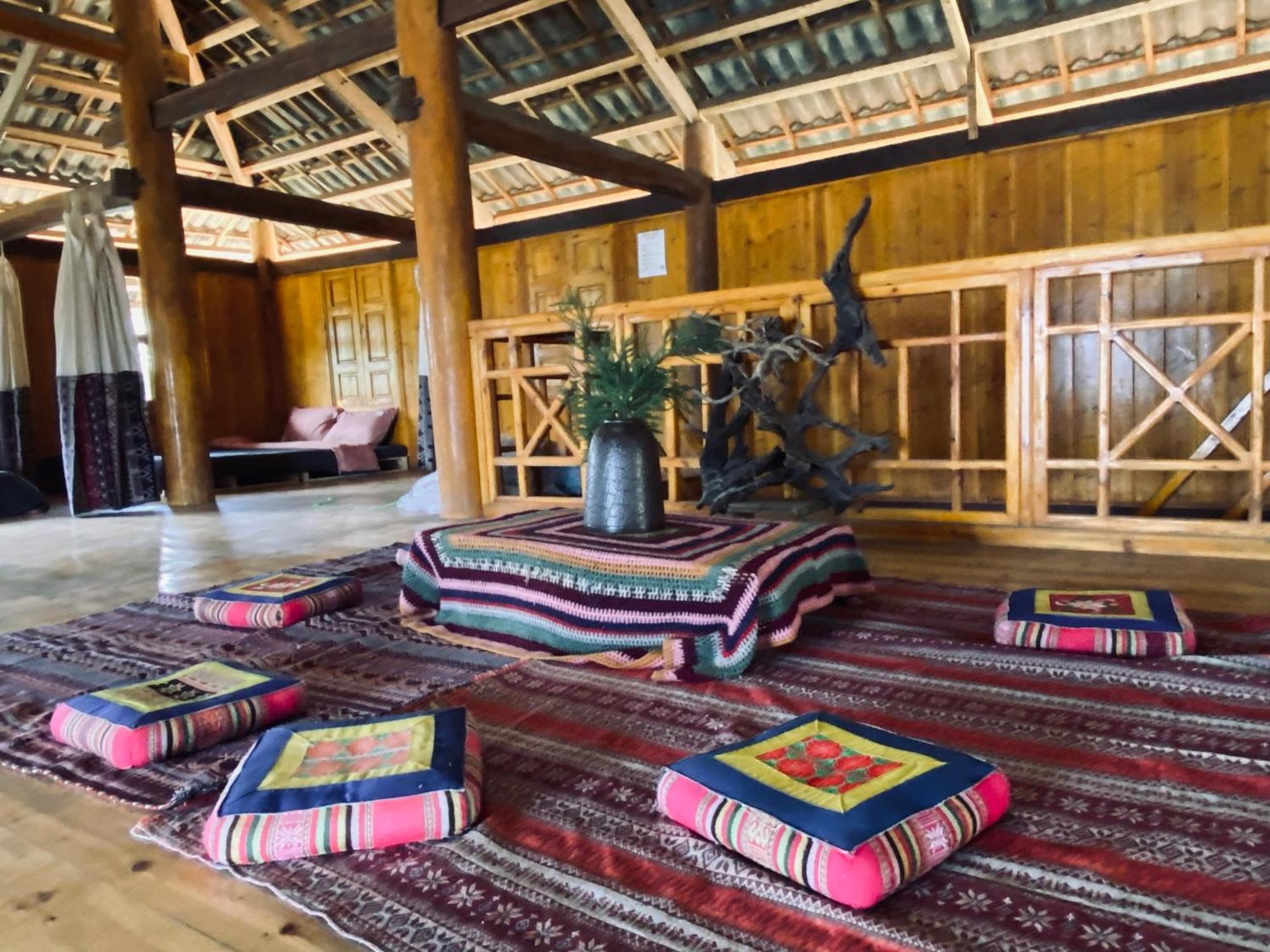 Pham'S House - Homestay & Cafe 萨帕 外观 照片